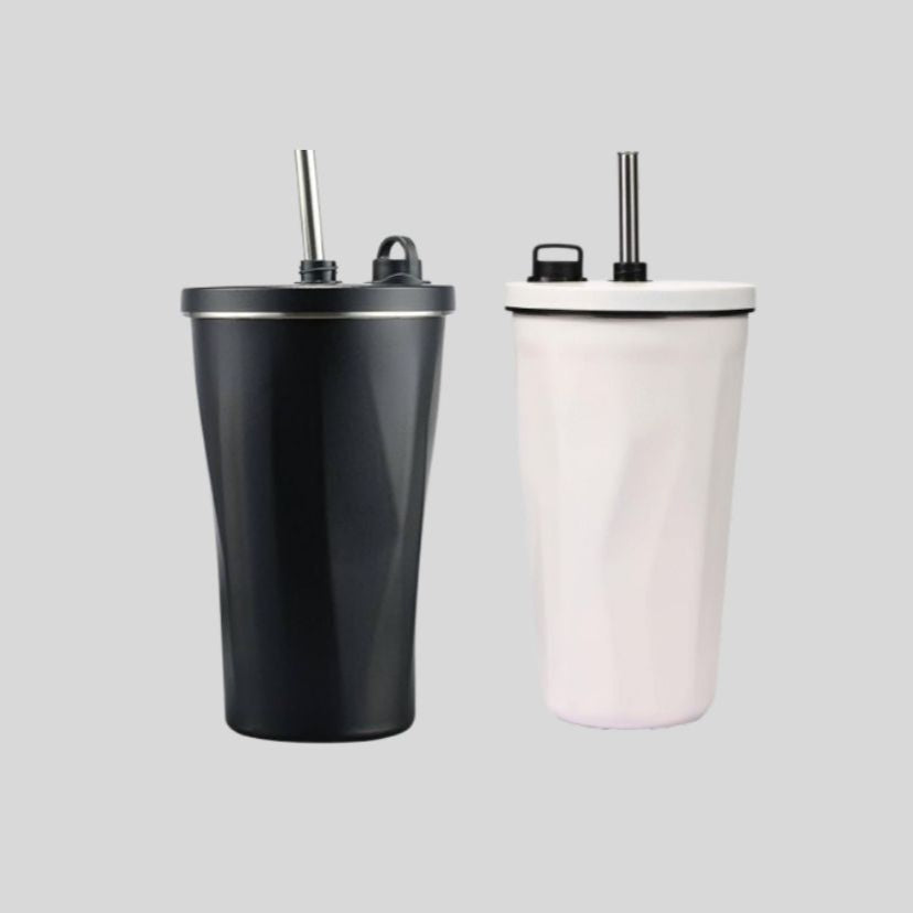 DK – stainless steel vacuum-insulated tumbler with a lid and a straw - 916