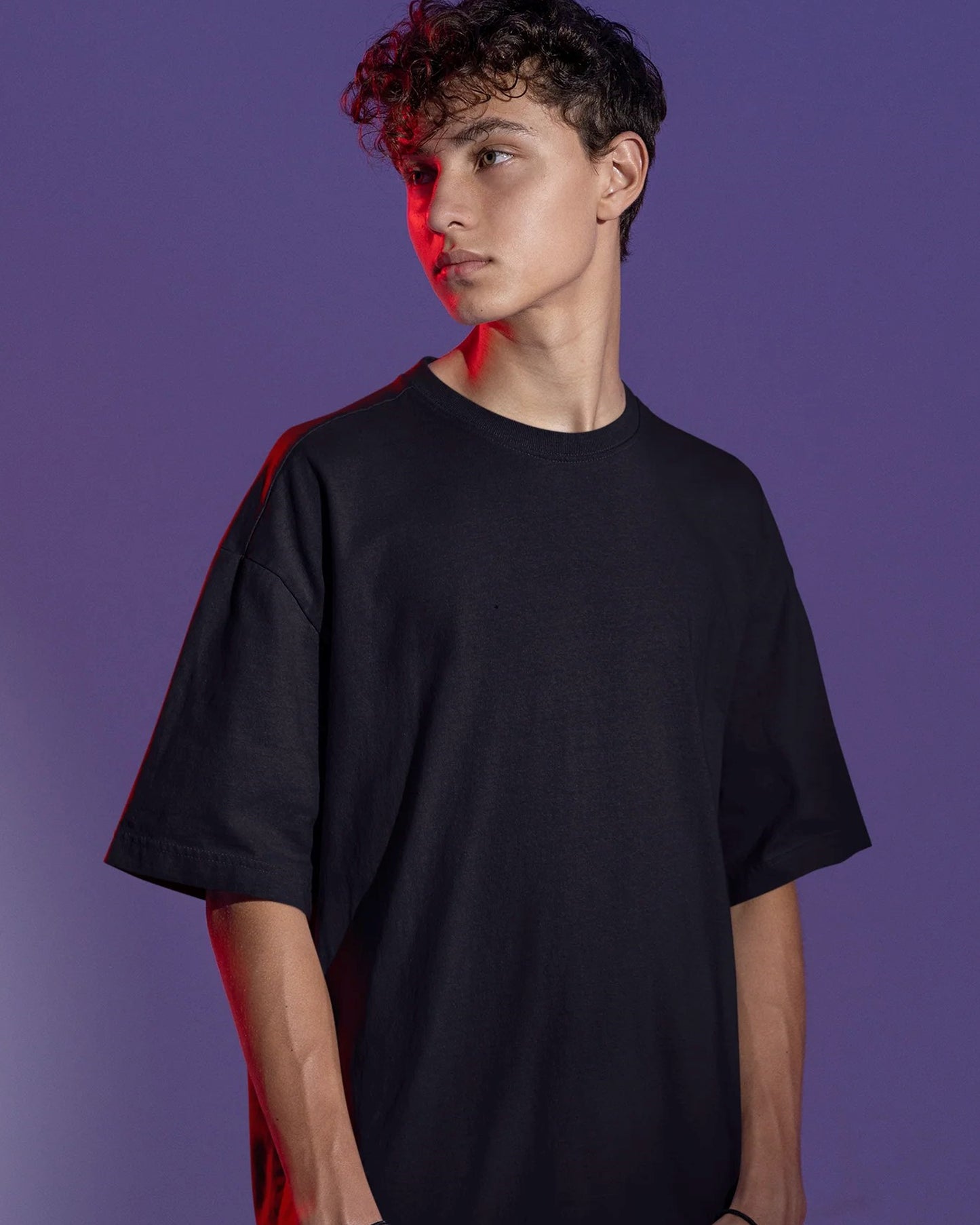 Men Solid Round Neck Pure Cotton Black T-Shirt front side view